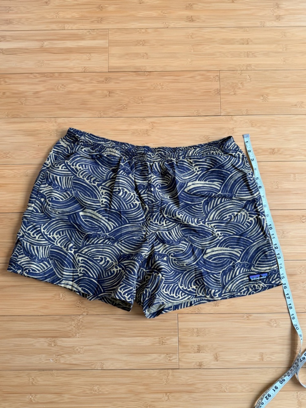 Patagonia Men’s Baggies Shorts - Picture 4 of 4